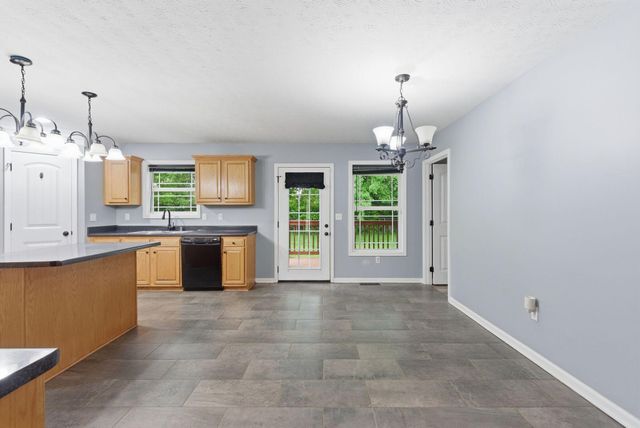 1025 Lanas Lane, Lawrenceburg, KY 40342