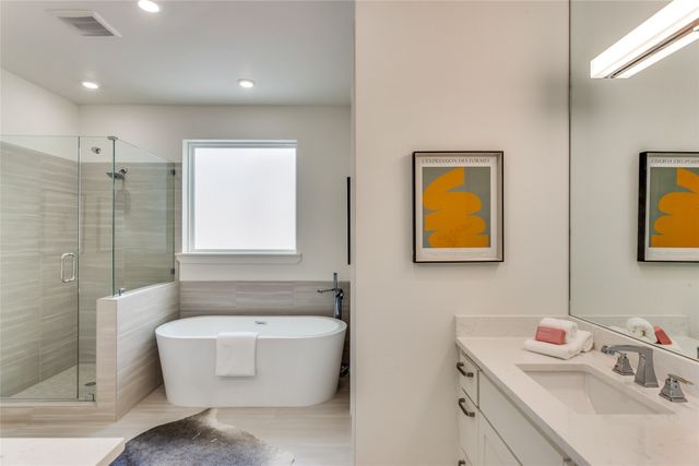 349 College Avenue, Fort Worth, TX 76104