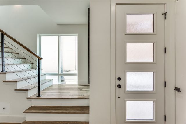 349 College Avenue, Fort Worth, TX 76104