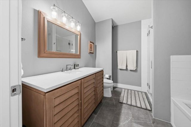15402 Sussex Drive, Minnetonka, MN 55345
