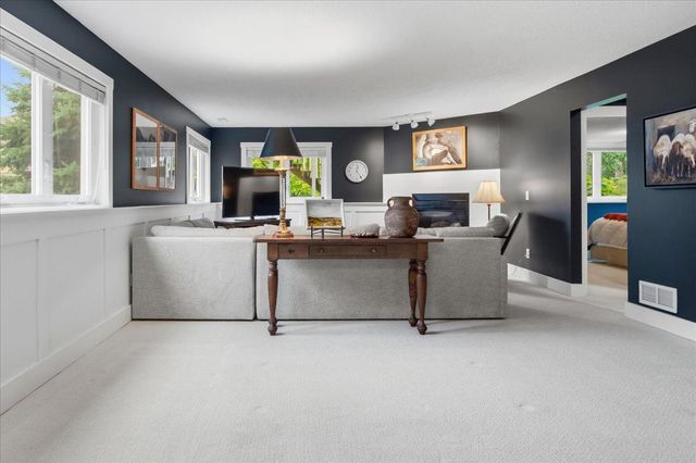 15402 Sussex Drive, Minnetonka, MN 55345