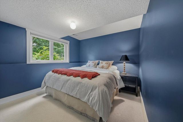 15402 Sussex Drive, Minnetonka, MN 55345