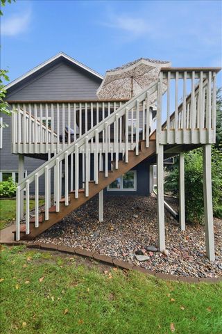 15402 Sussex Drive, Minnetonka, MN 55345