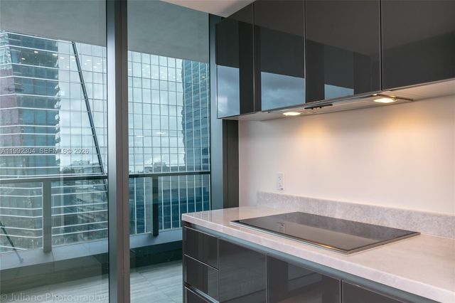 1451 Brickell Ave 905, Miami, FL 33131