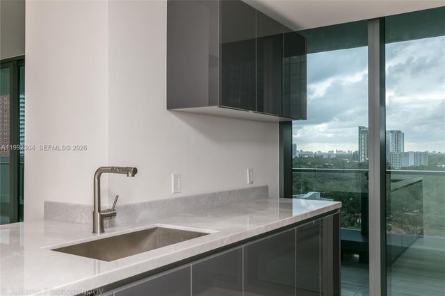 1451 Brickell Ave 905, Miami, FL 33131