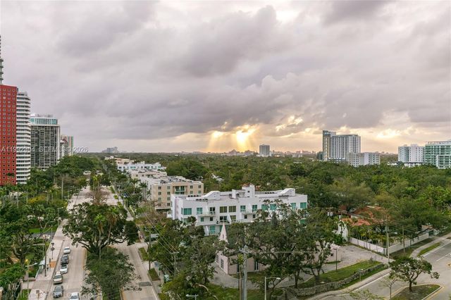 1451 Brickell Ave 905, Miami, FL 33131