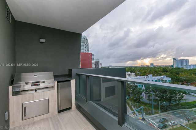 1451 Brickell Ave 905, Miami, FL 33131