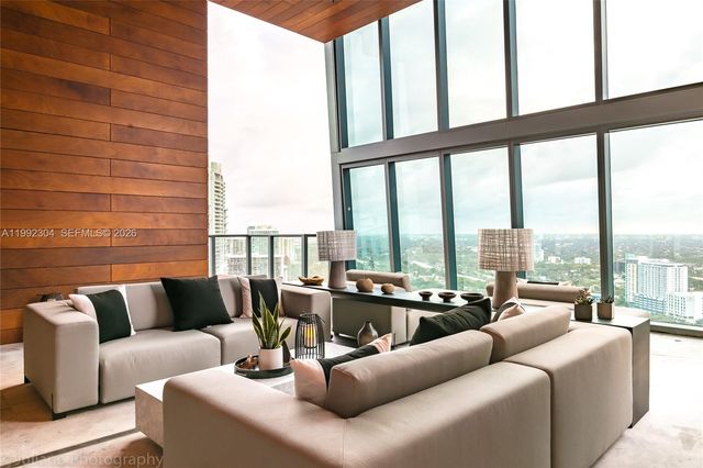 1451 Brickell Ave 905, Miami, FL 33131