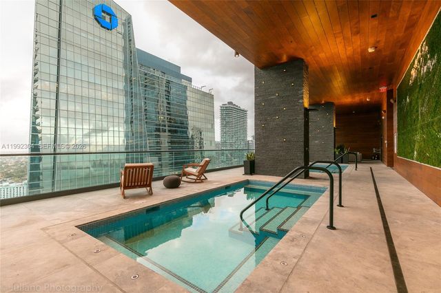 1451 Brickell Ave 905, Miami, FL 33131