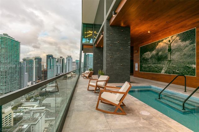 1451 Brickell Ave 905, Miami, FL 33131