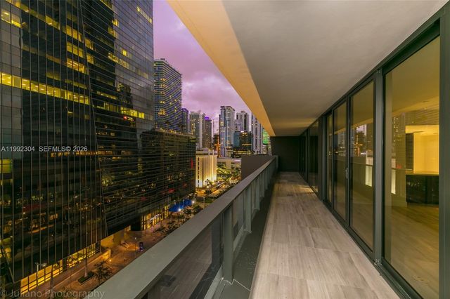 1451 Brickell Ave 905, Miami, FL 33131