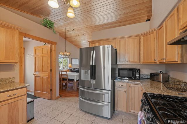 1948 & 2000 Wagon Wheel Road, Hartsel, CO 80449