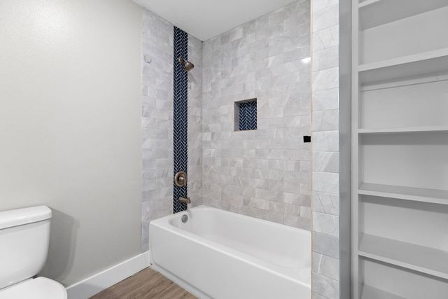 813 Central Ave, Elgin, TX 78621