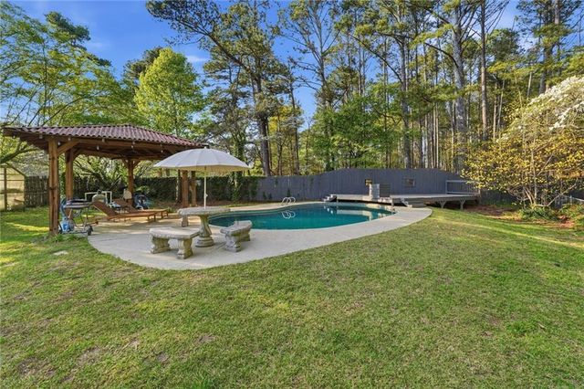 2452 Camp Mitchell Road, Grayson, GA 30017