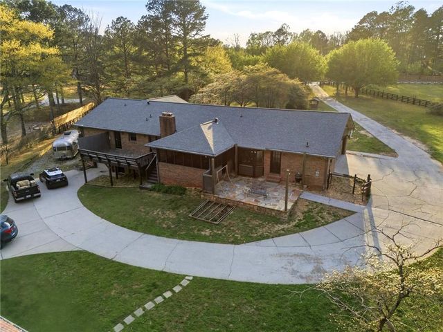 2452 Camp Mitchell Road, Grayson, GA 30017