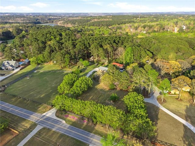 2452 Camp Mitchell Road, Grayson, GA 30017