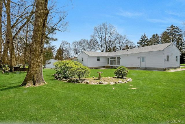 2 Milich Lane, New City, NY 10956