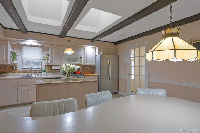 2 Milich Lane, New City, NY 10956