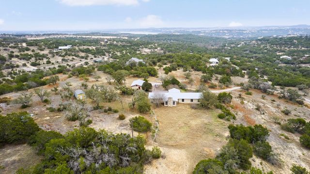 21418 Kathy LN, Spicewood, TX 78669