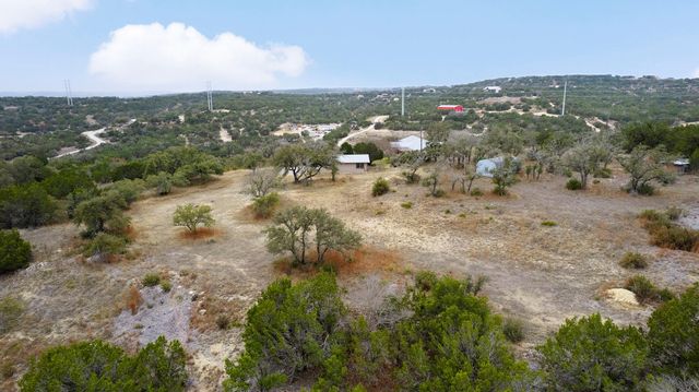 21418 Kathy LN, Spicewood, TX 78669