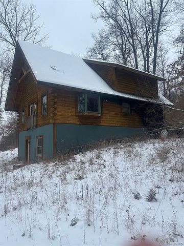 12840 Larkins Road, Brighton, MI 48114