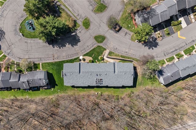 323 Ridge Point Cir 24, South Fayette, PA 15017