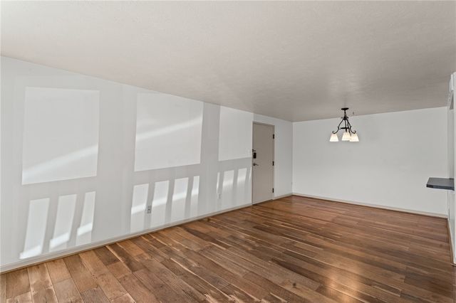 323 Ridge Point Cir 24, South Fayette, PA 15017