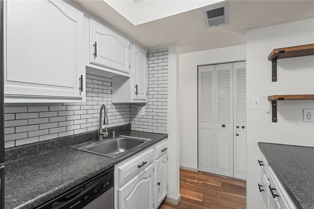 323 Ridge Point Cir 24, South Fayette, PA 15017