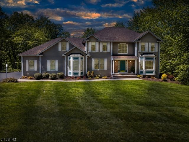 7 Cecilia Ct, Vernon Twp., NJ 07462