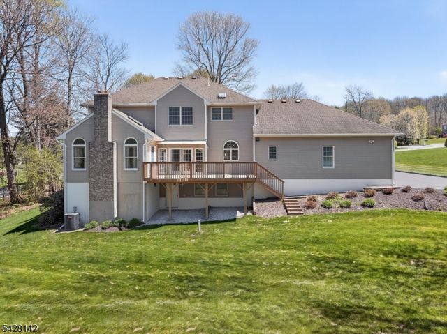 7 Cecilia Ct, Vernon Twp., NJ 07462