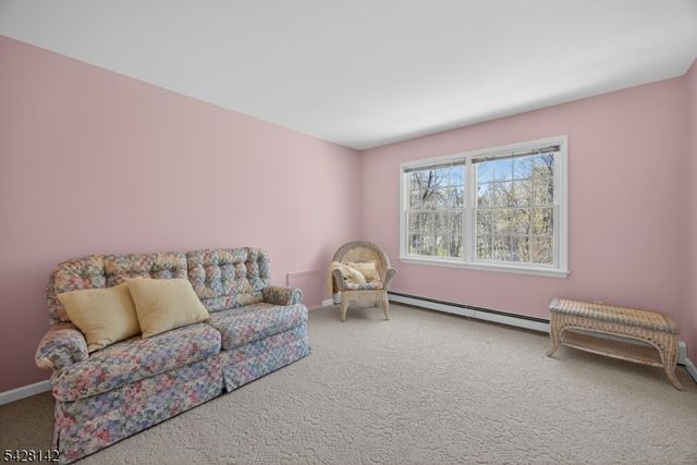 7 Cecilia Ct, Vernon Twp., NJ 07462