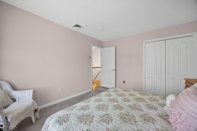 7 Cecilia Ct, Vernon Twp., NJ 07462