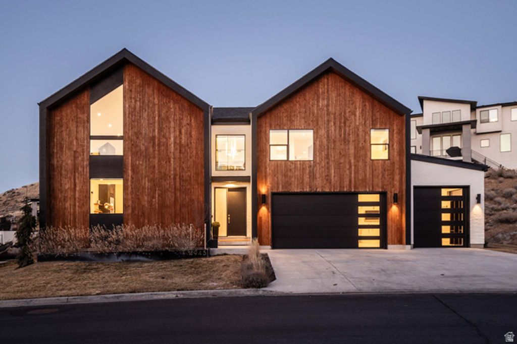 4945 N VIALETTO WAY, Lehi, UT 84043