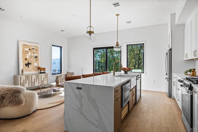 125 Addison Street 206, Boston, MA 02128