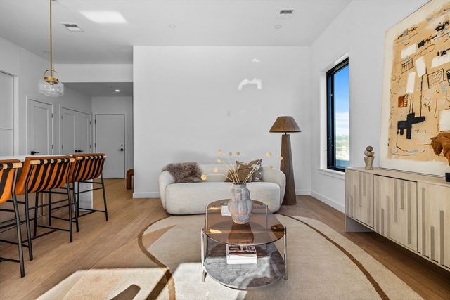 125 Addison Street 206, Boston, MA 02128