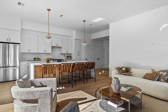 125 Addison Street 206, Boston, MA 02128