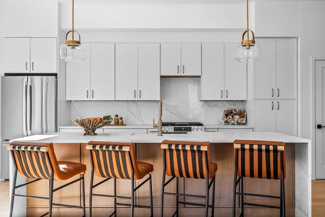 125 Addison Street 206, Boston, MA 02128