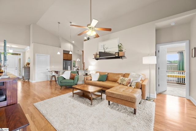 16 Border Avenue, Simpsonville, SC 29680