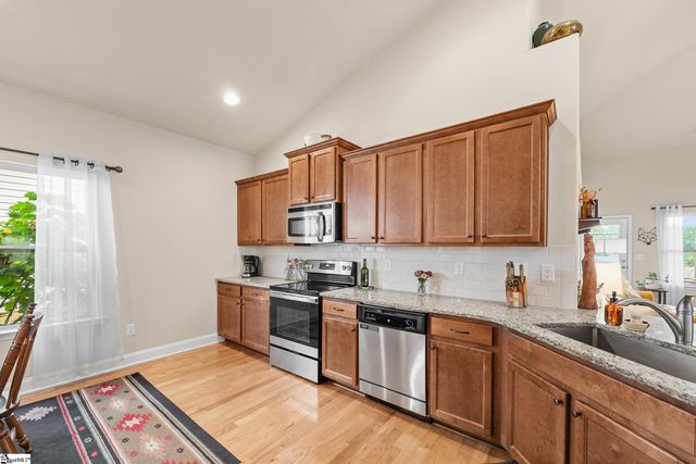 16 Border Avenue, Simpsonville, SC 29680