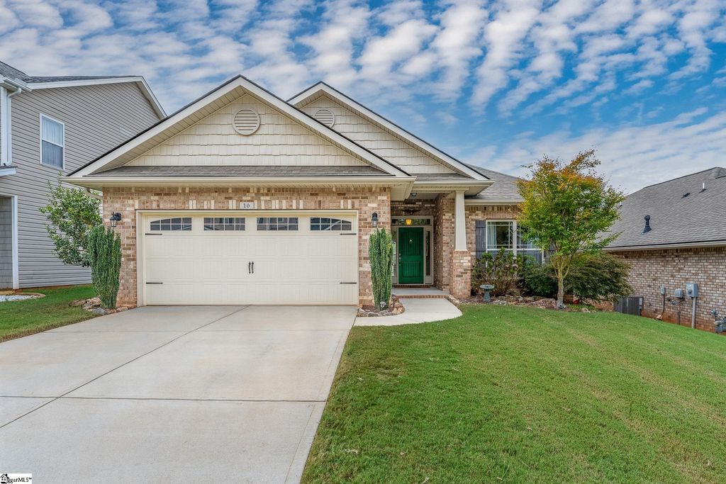16 Border Avenue, Simpsonville, SC 29680