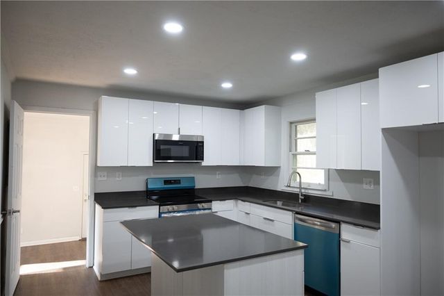 345 FOREST VALLEY Road, Lawrenceville, GA 30046