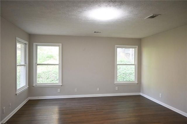 345 FOREST VALLEY Road, Lawrenceville, GA 30046