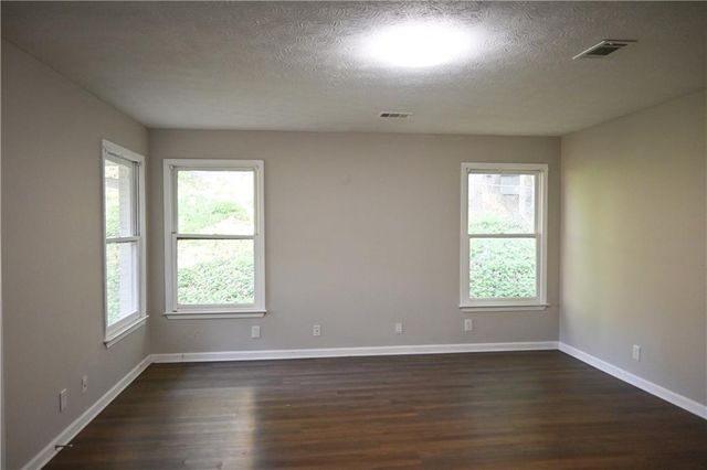 345 FOREST VALLEY Road, Lawrenceville, GA 30046