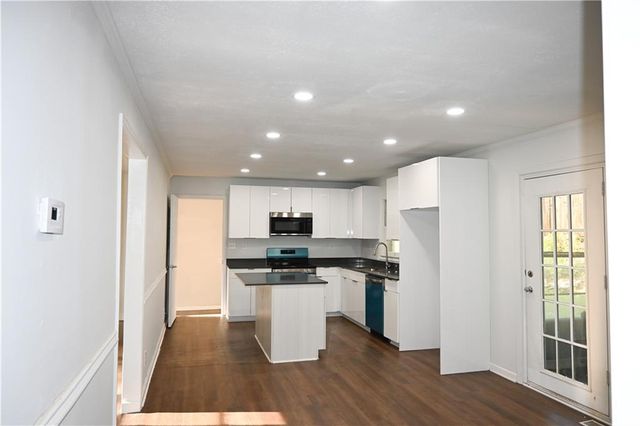 345 FOREST VALLEY Road, Lawrenceville, GA 30046
