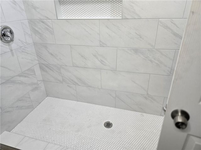 345 FOREST VALLEY Road, Lawrenceville, GA 30046