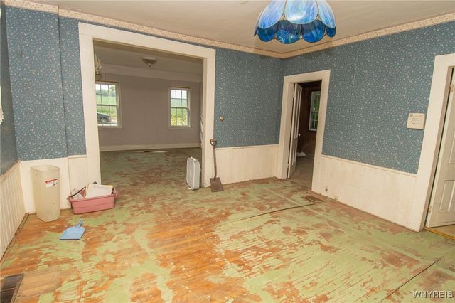 6139 State Route 20a East, Warsaw, NY 14569