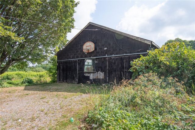 6139 State Route 20a East, Warsaw, NY 14569