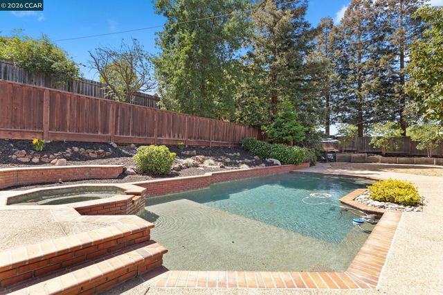 1267 Quiet Circle, Concord, CA 94521