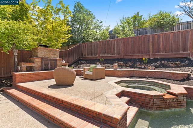 1267 Quiet Circle, Concord, CA 94521