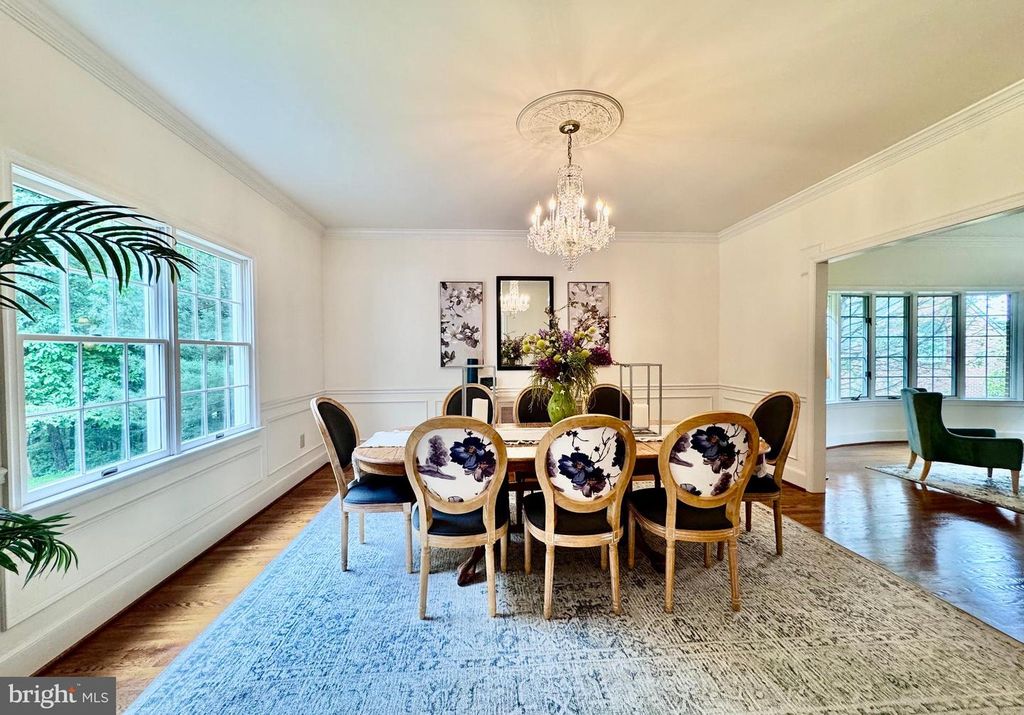Image 10 of property listing at 18117 HAYLOFT DR, Derwood, MD 20855